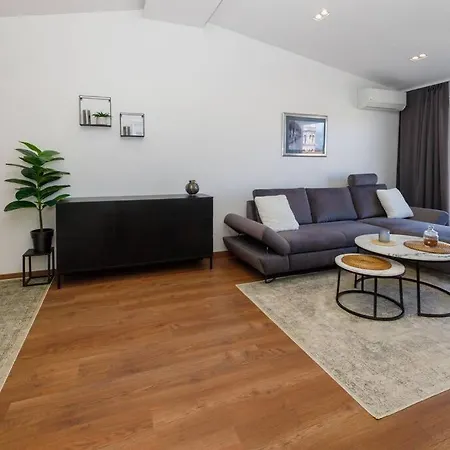 Apartman Blue Star شقة ماكارسكا